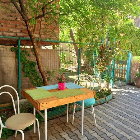 Birdhouse Rooms Tbilisi Exterior photo